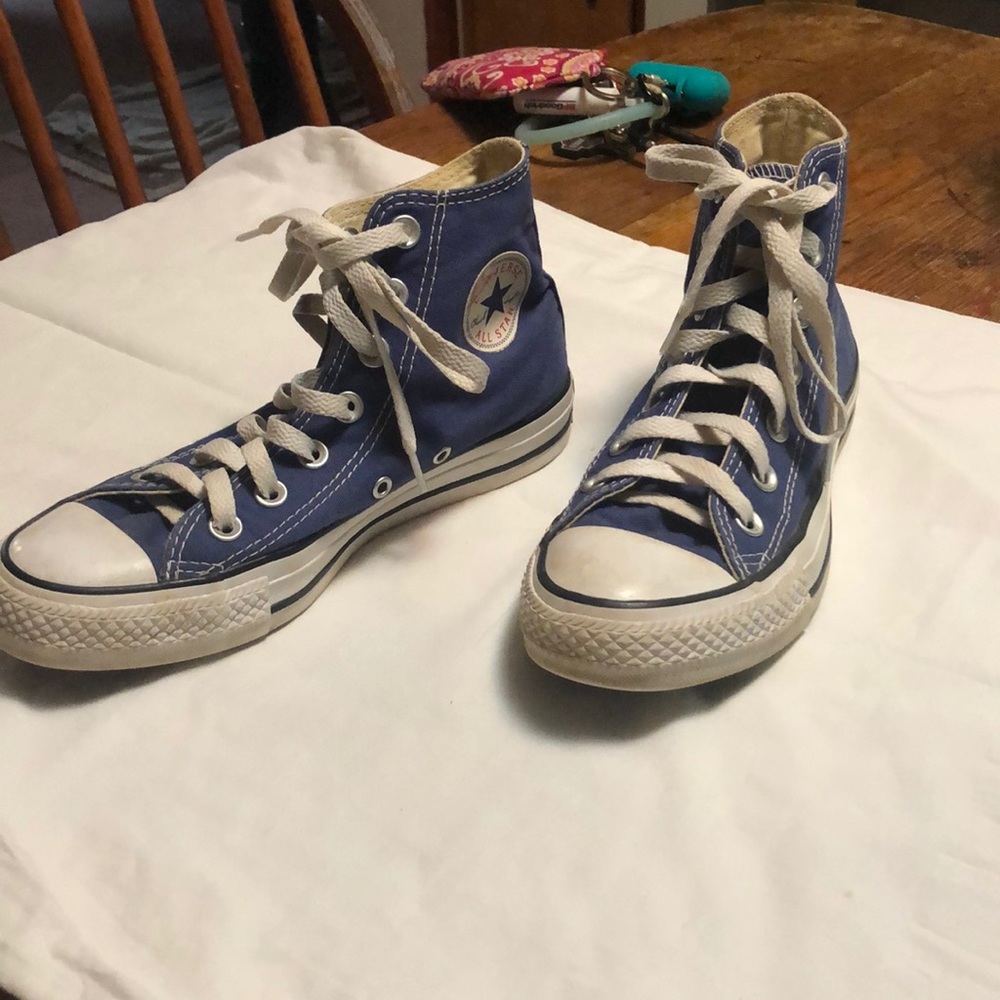 converse high top blue sneakers
